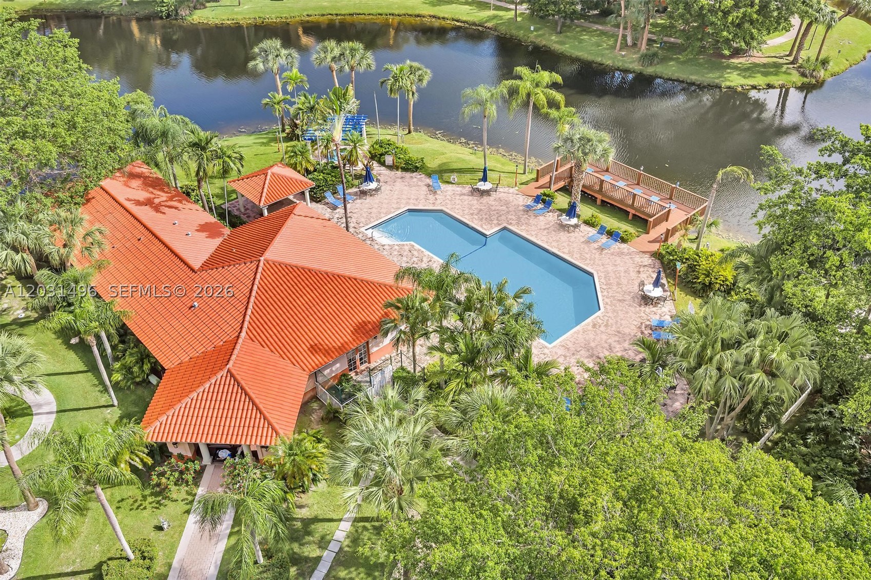 LAKES OF JACARANDA CONDO - Residential