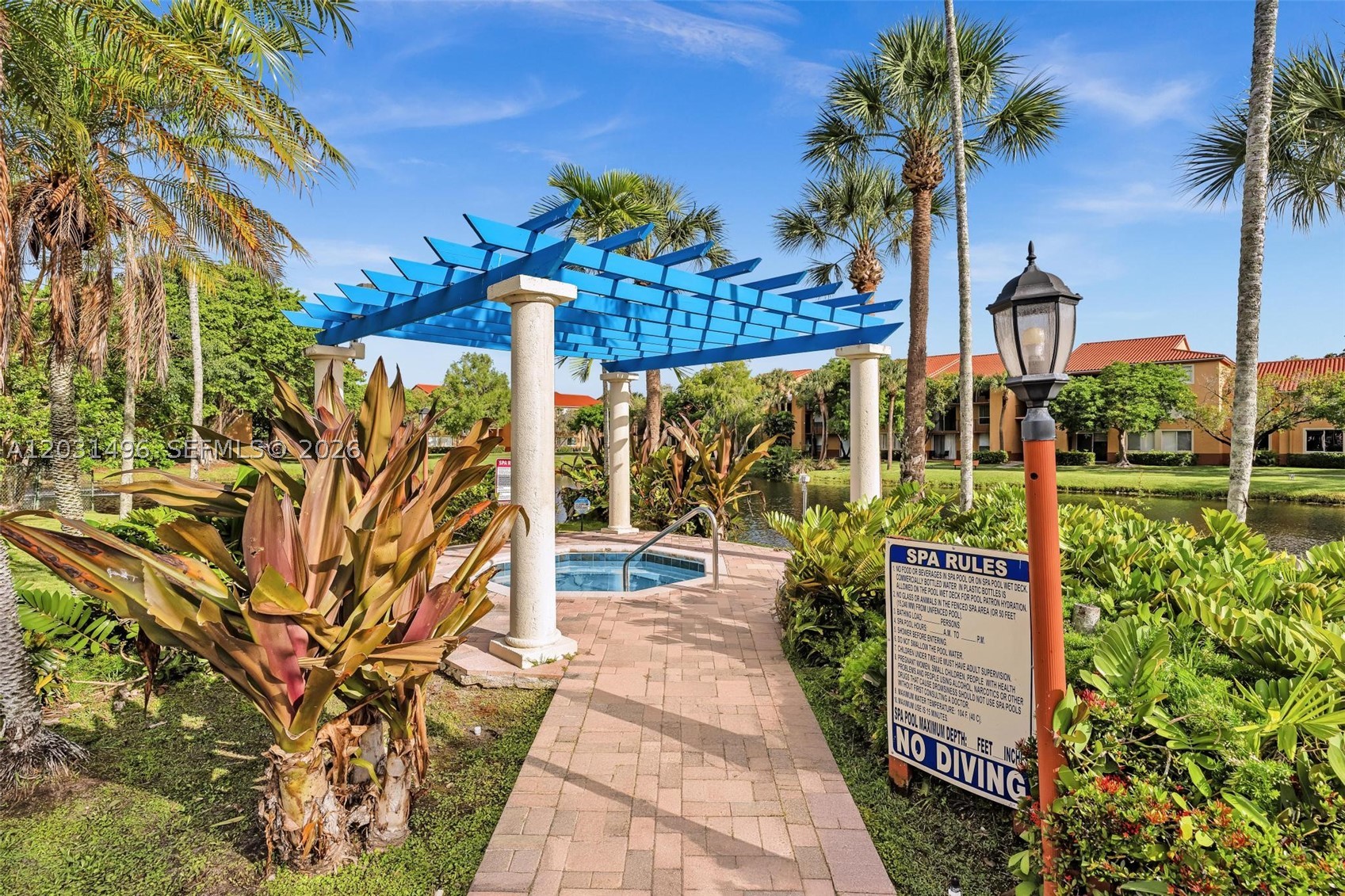 LAKES OF JACARANDA CONDO - Residential