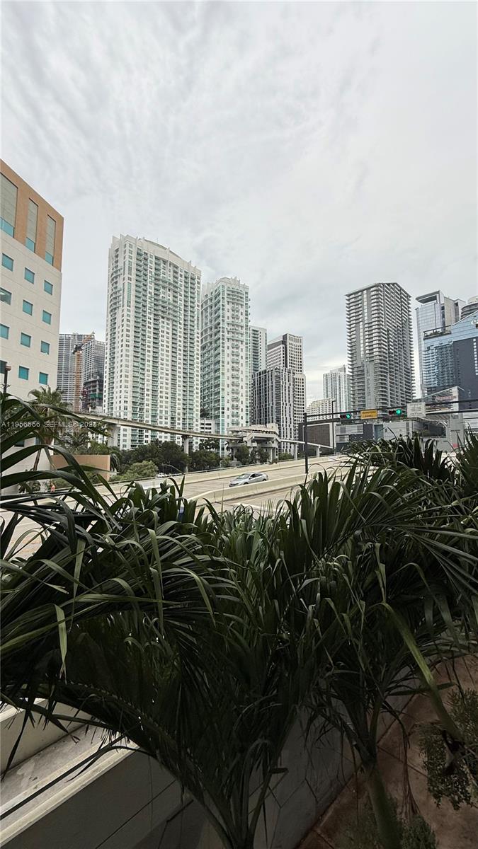 WIND CONDO - Residential