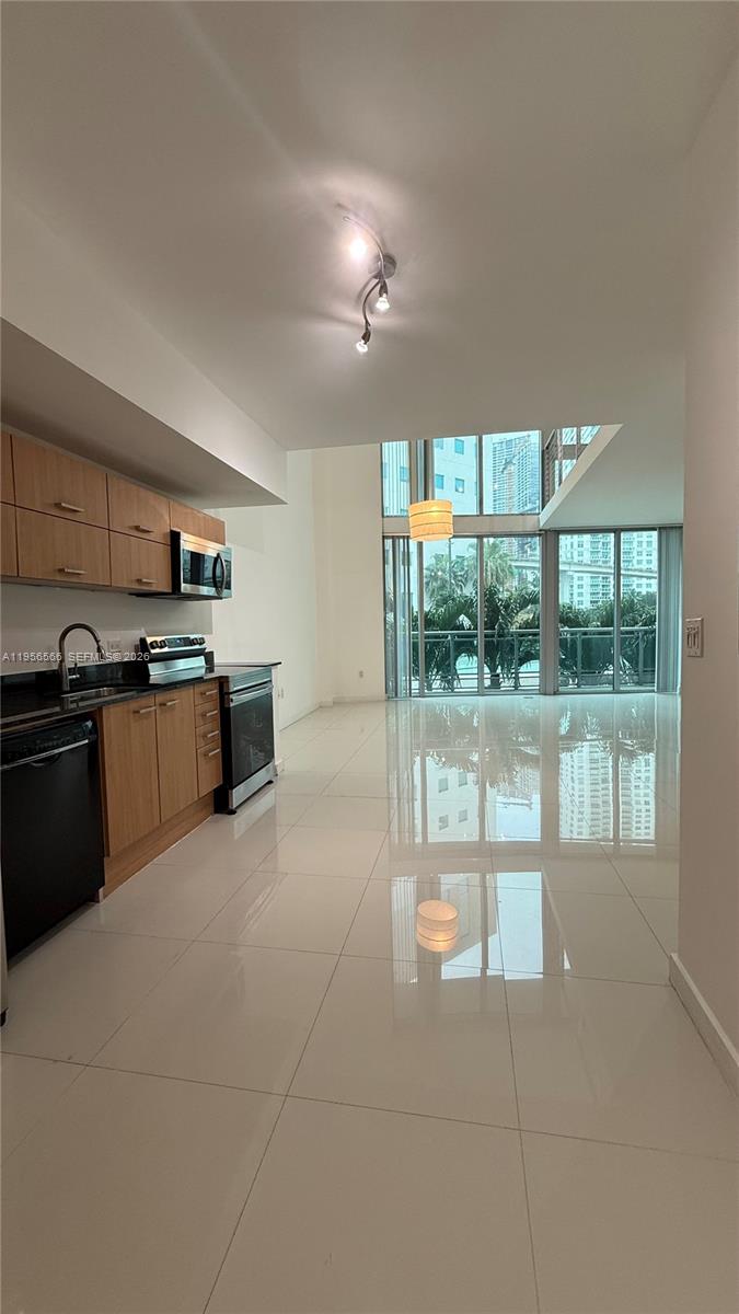 WIND CONDO - Residential
