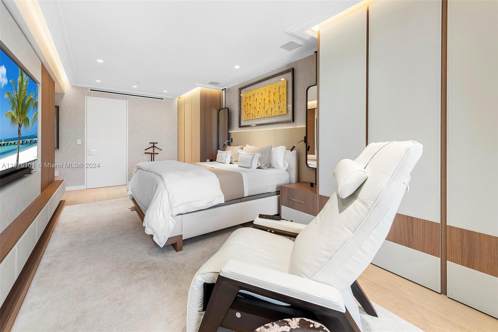 BAYSIDE VILLAGE CONDO - Residential