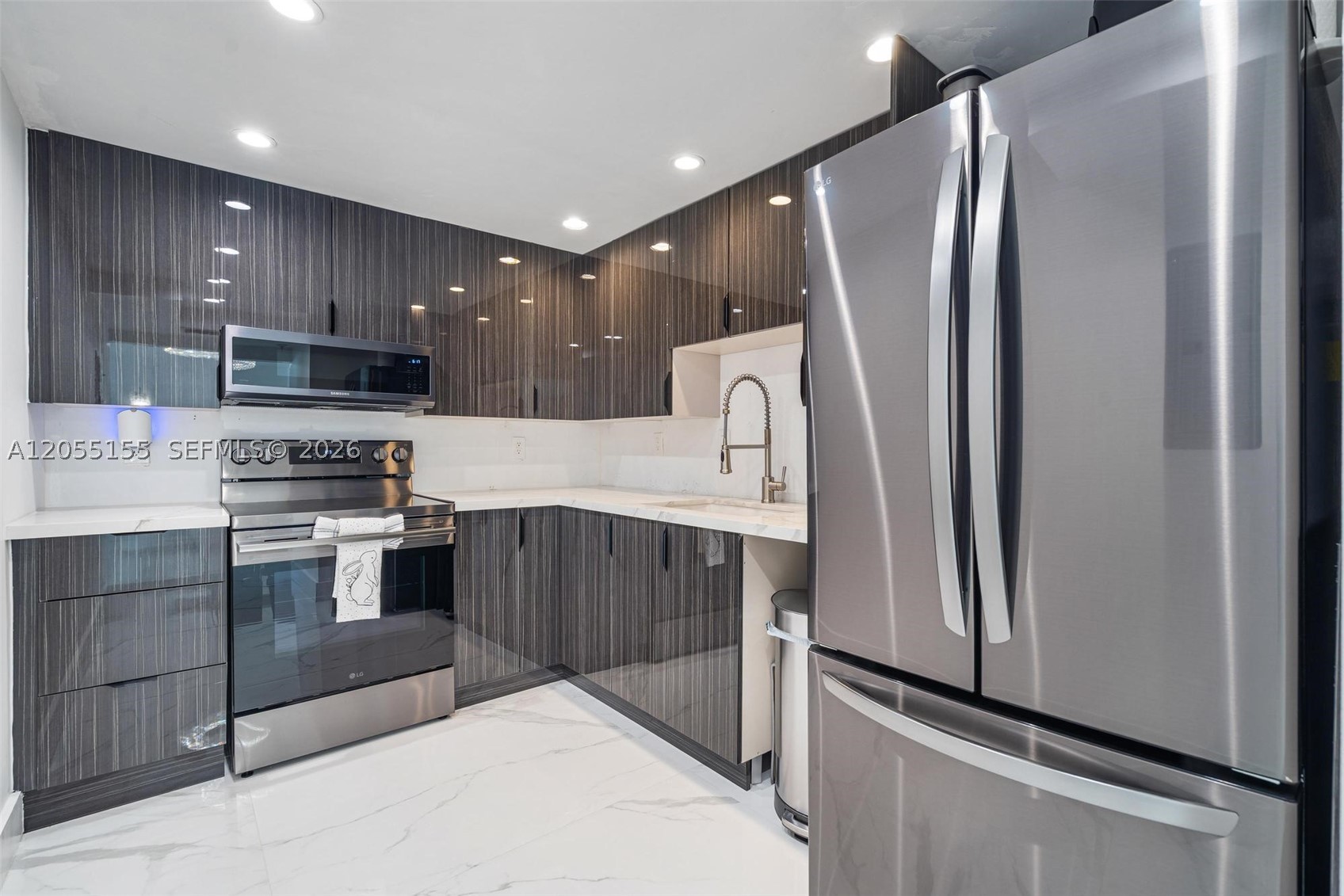 THE GEORGIAN CONDO - Residential