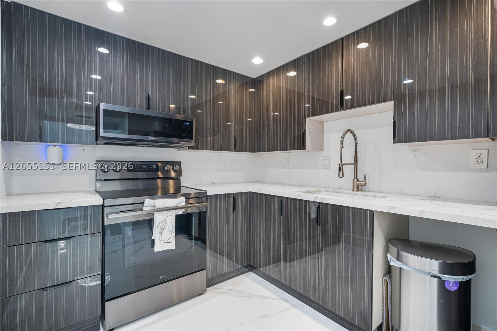 THE GEORGIAN CONDO - Residential