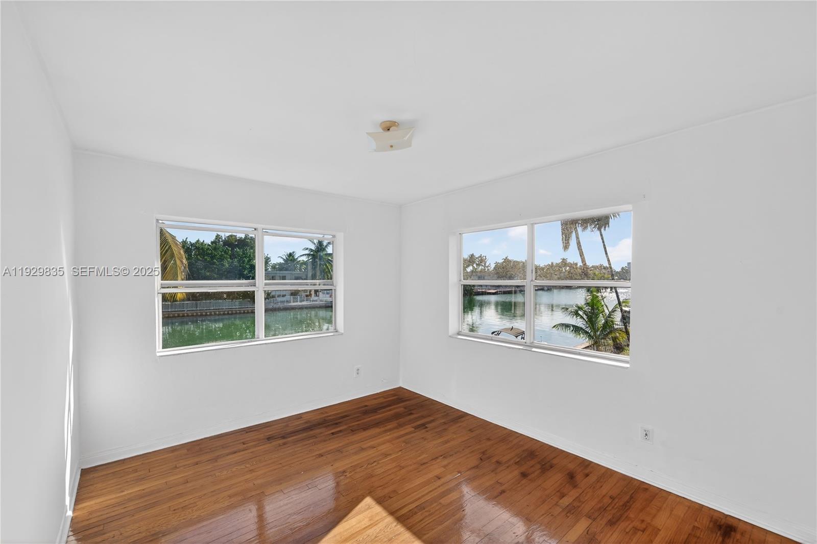 NORMANDY GOLF COURSE - Residential Lease