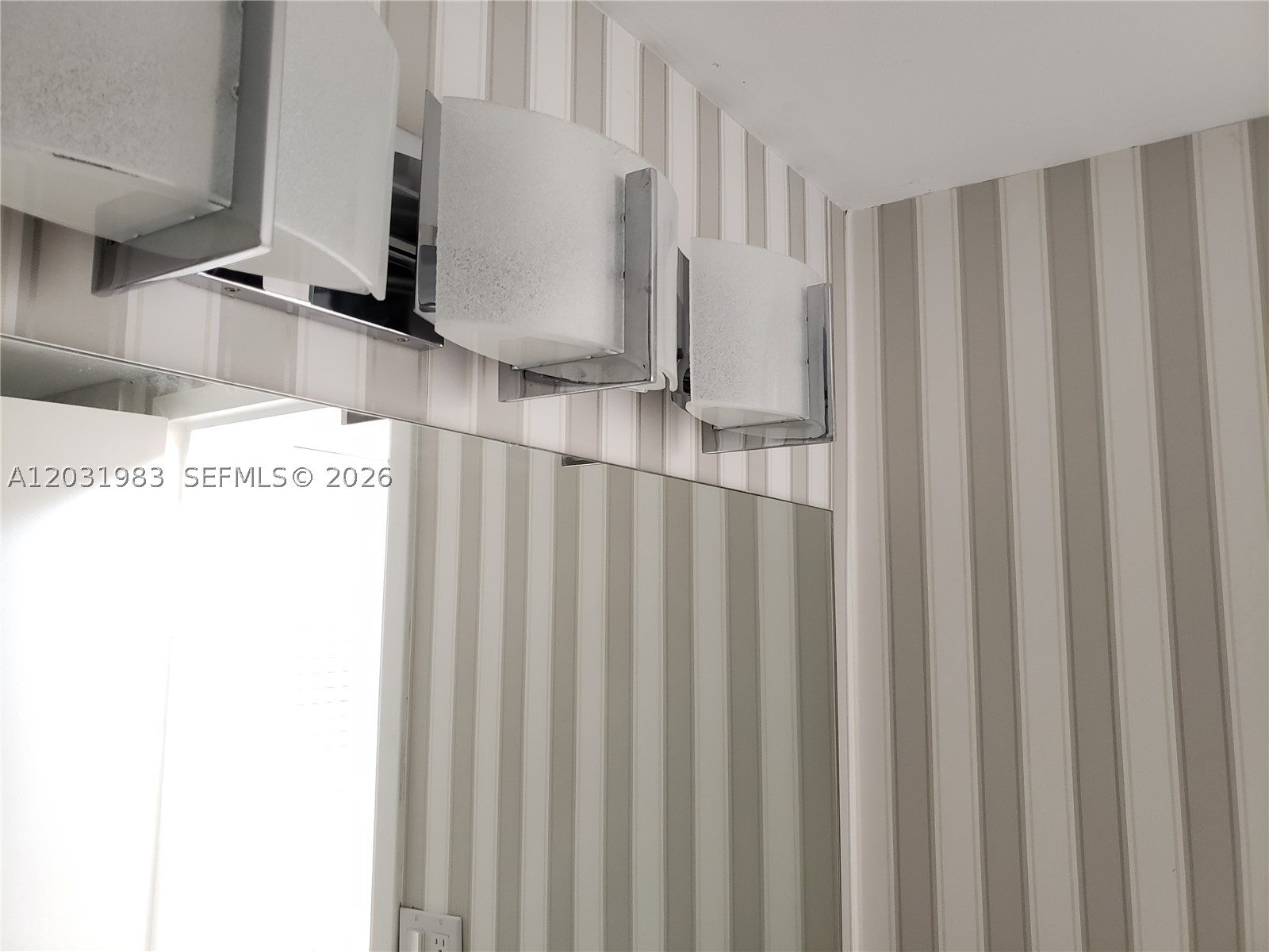 LAKE POINT TOWER CONDO - Residential Lease