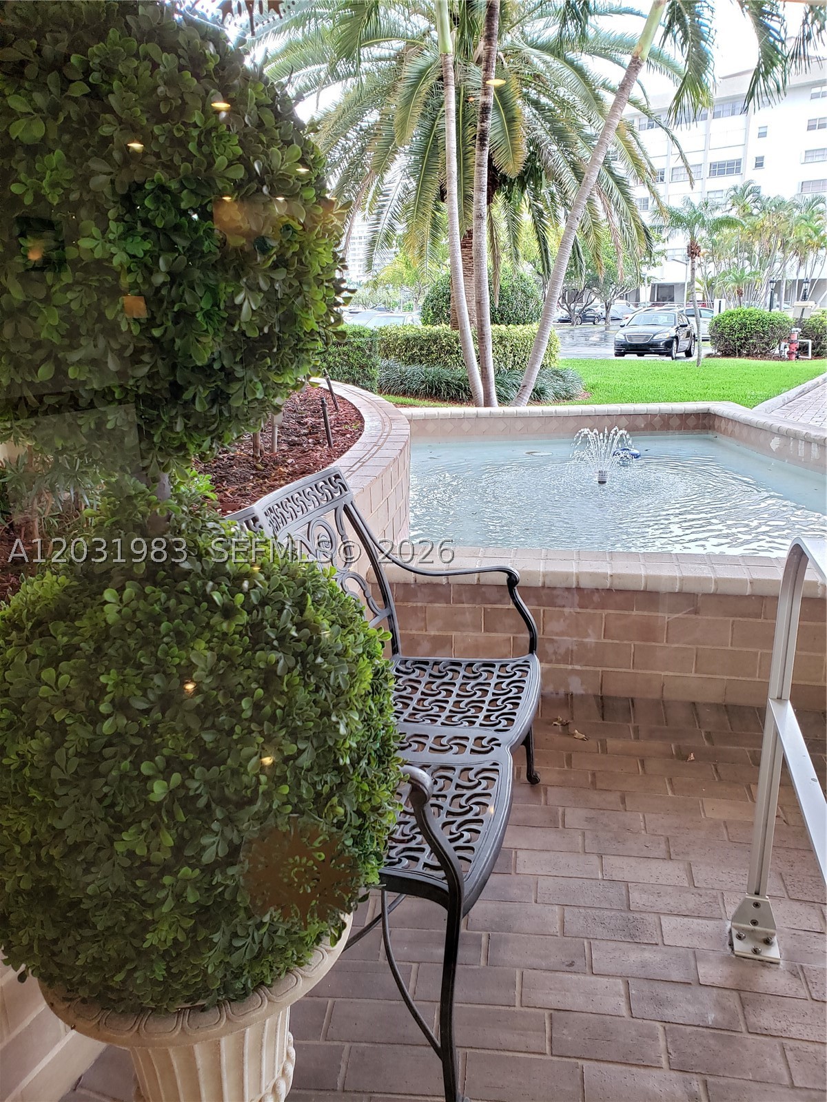 LAKE POINT TOWER CONDO - Residential Lease