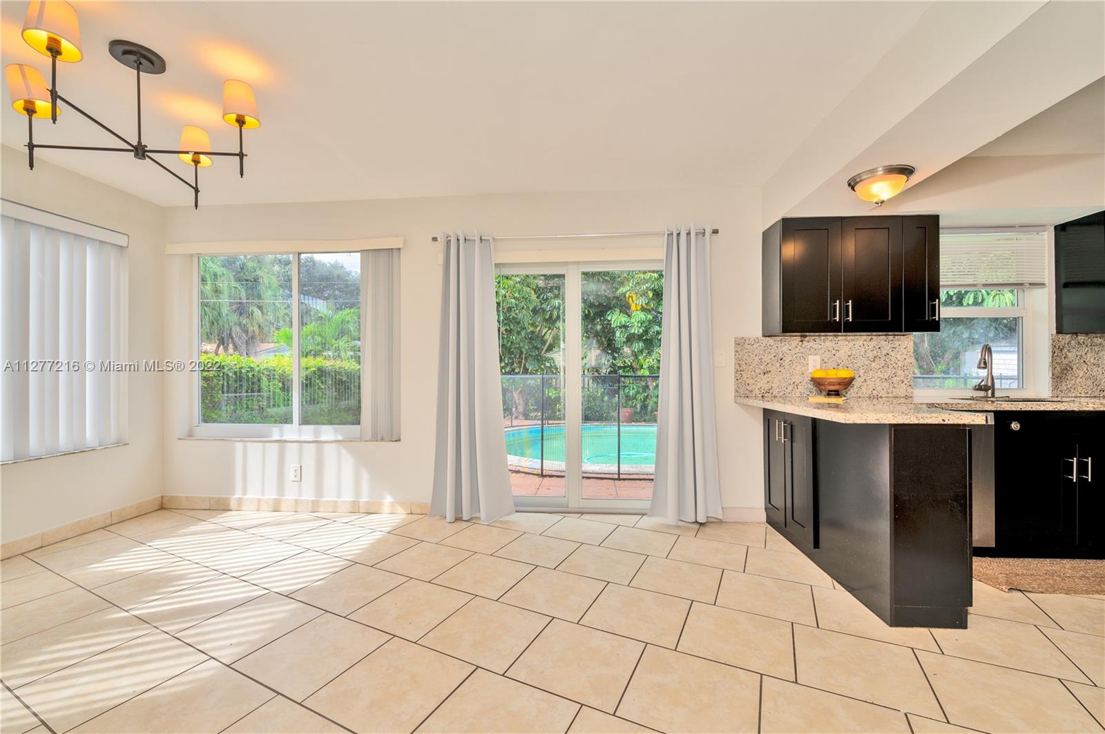 HOLLYWOOD HEIGHTS ADD SEC - Residential Lease
