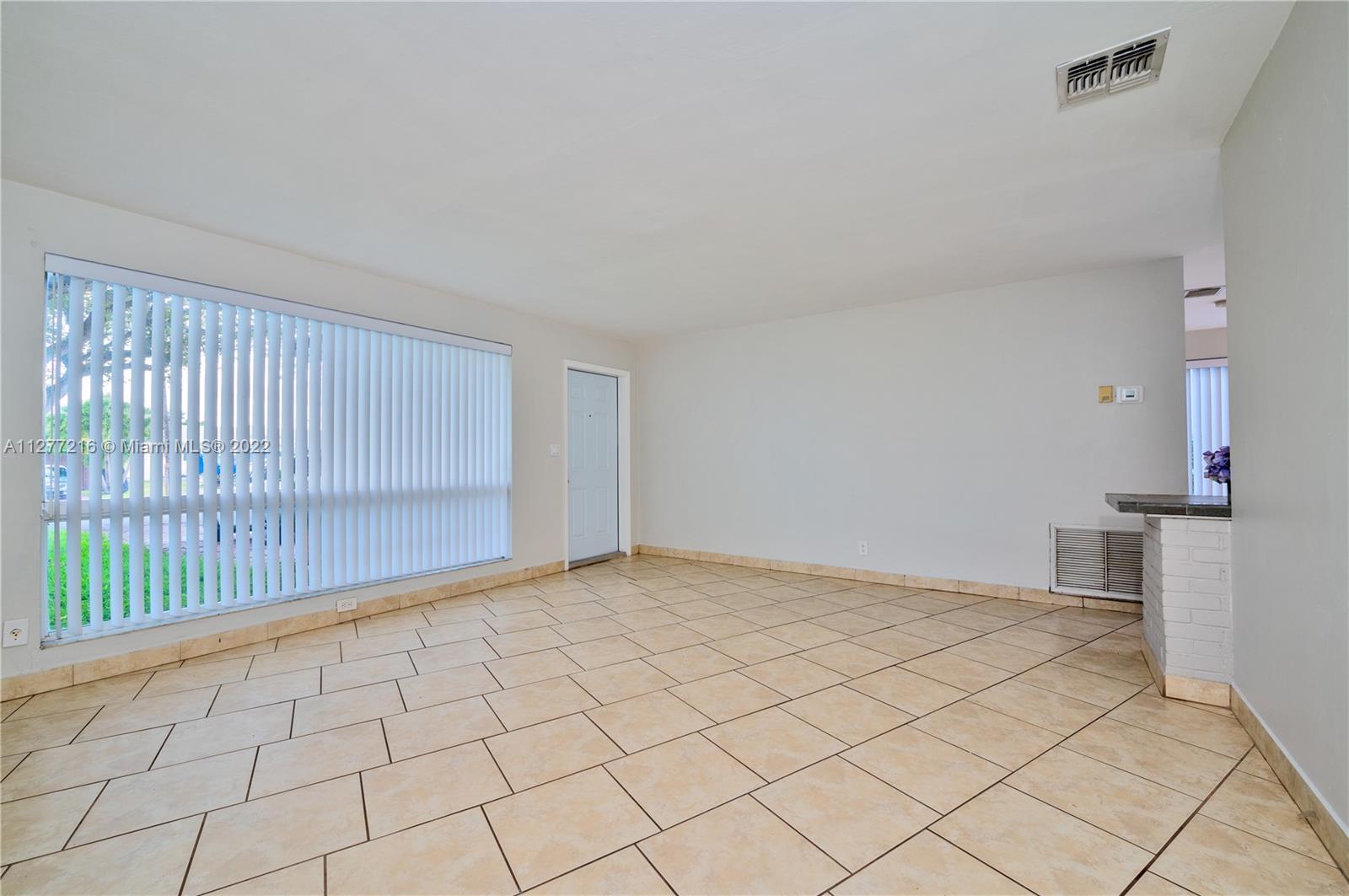 HOLLYWOOD HEIGHTS ADD SEC - Residential Lease