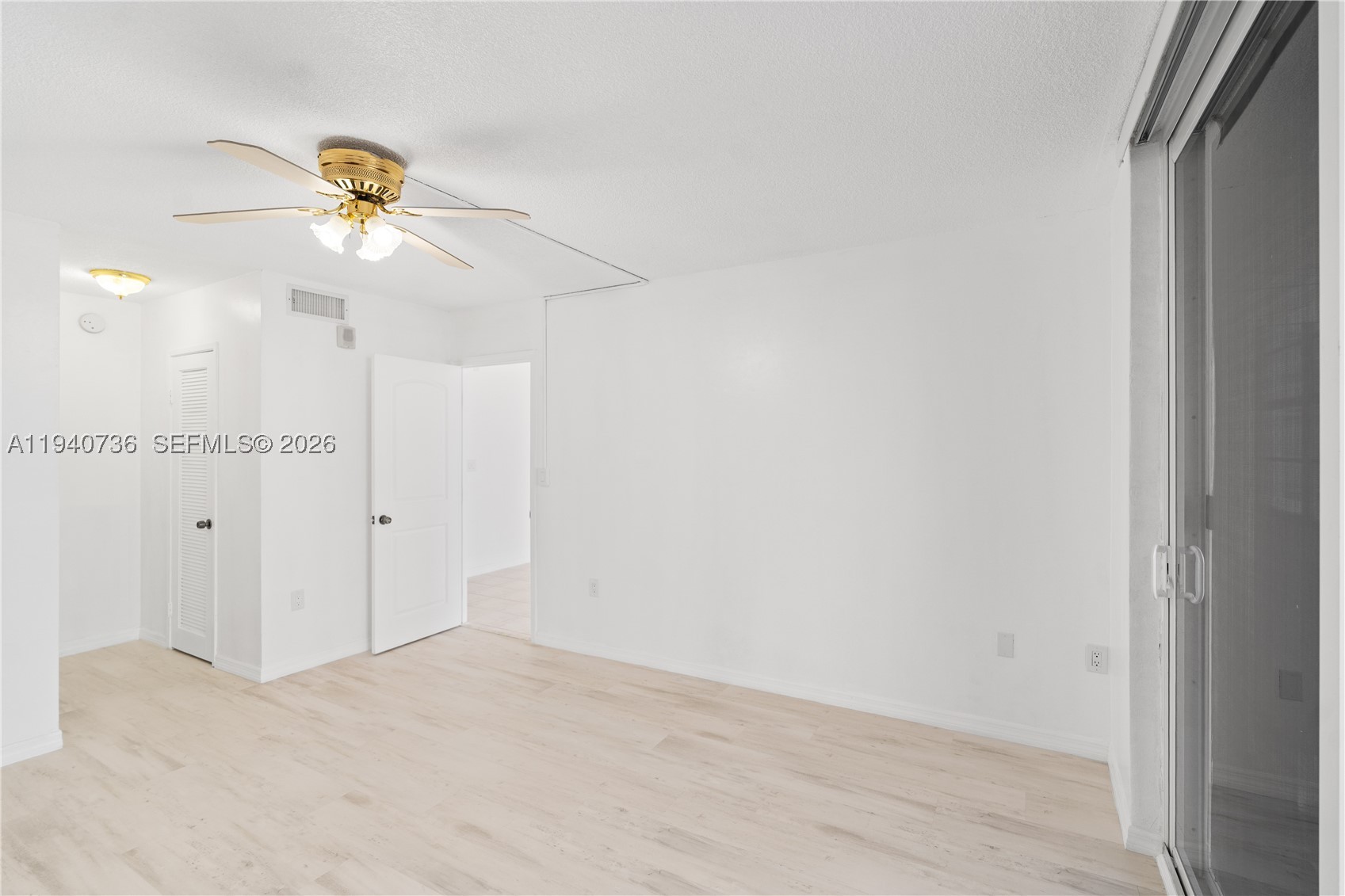 BUCKLEY TOWERS CONDO - EA - Residential