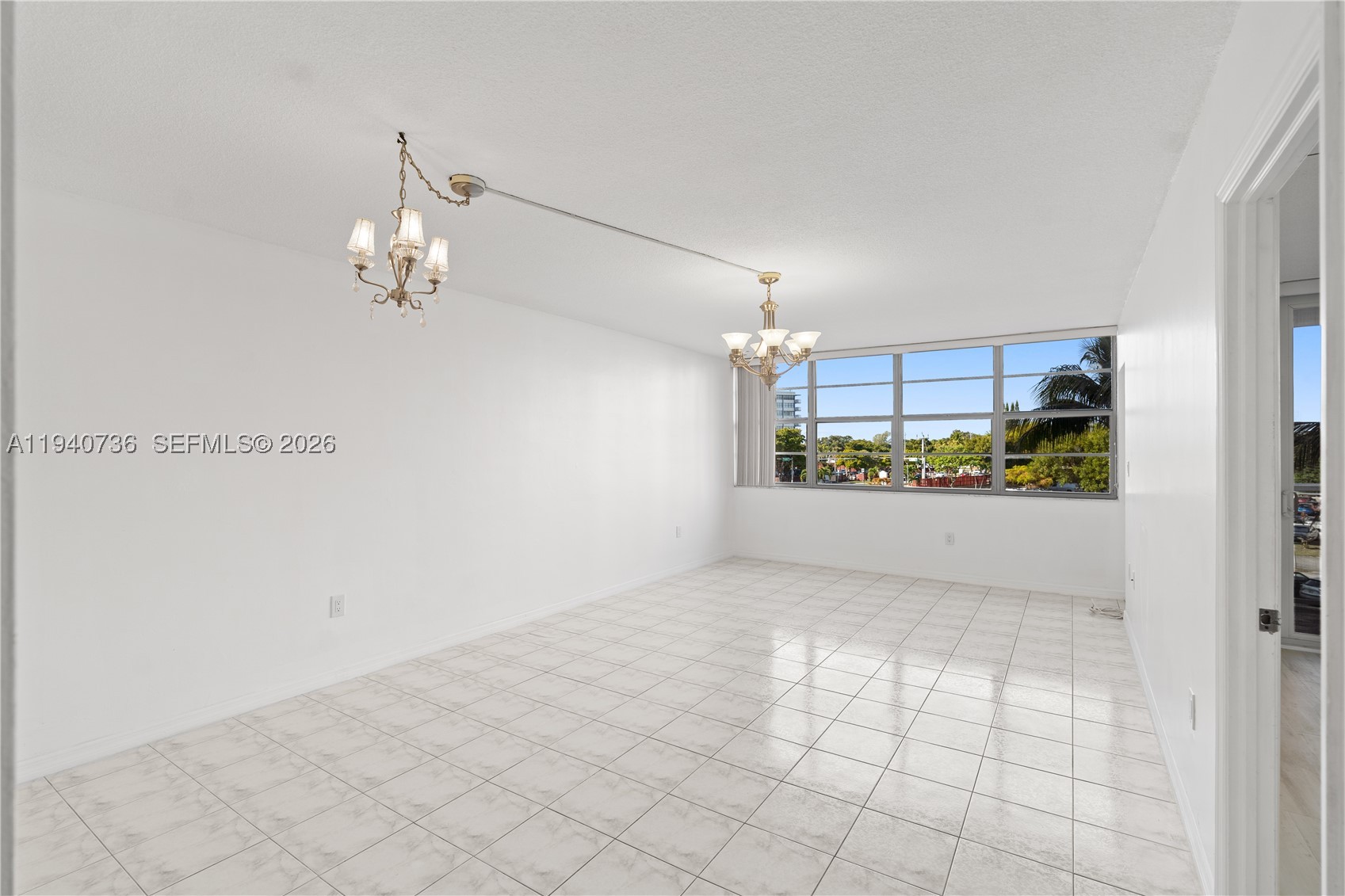 BUCKLEY TOWERS CONDO - EA - Residential