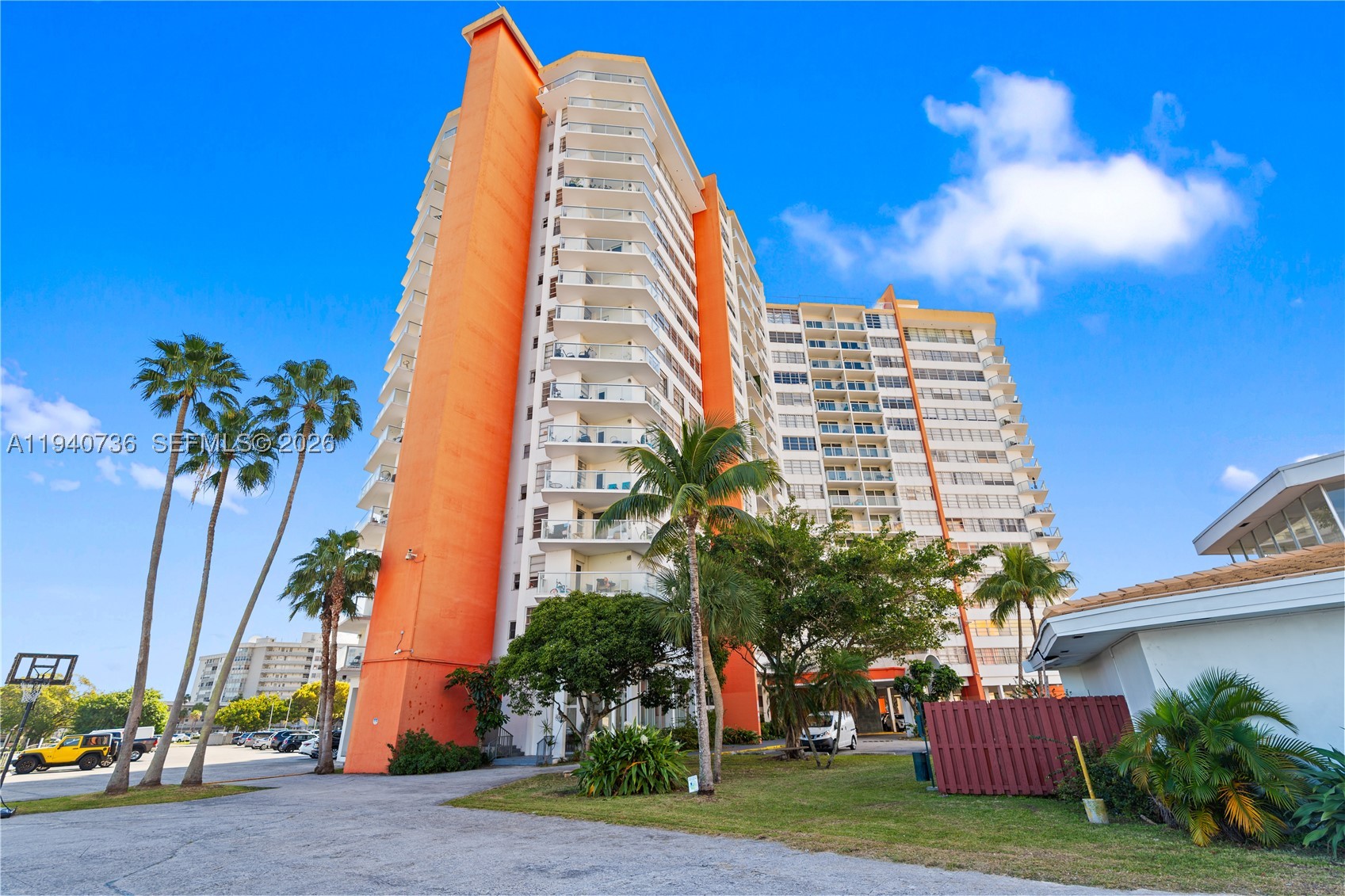 BUCKLEY TOWERS CONDO - EA - Residential