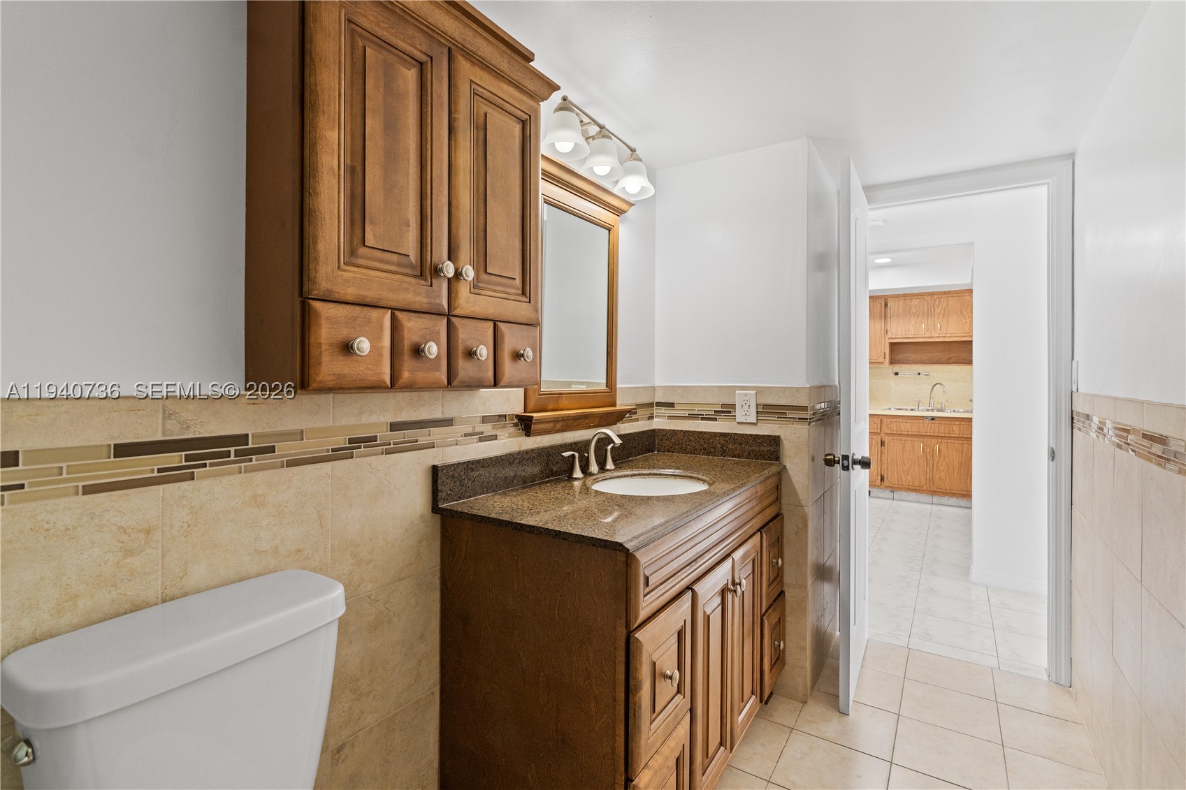 BUCKLEY TOWERS CONDO - EA - Residential