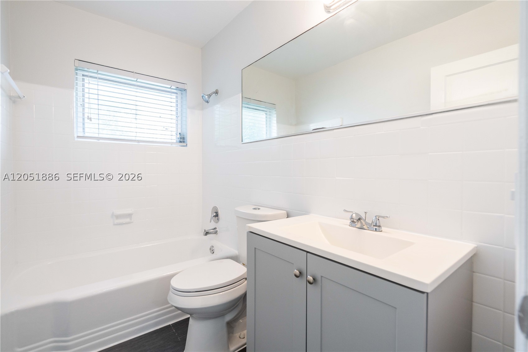 BLUE DOME - Residential Lease