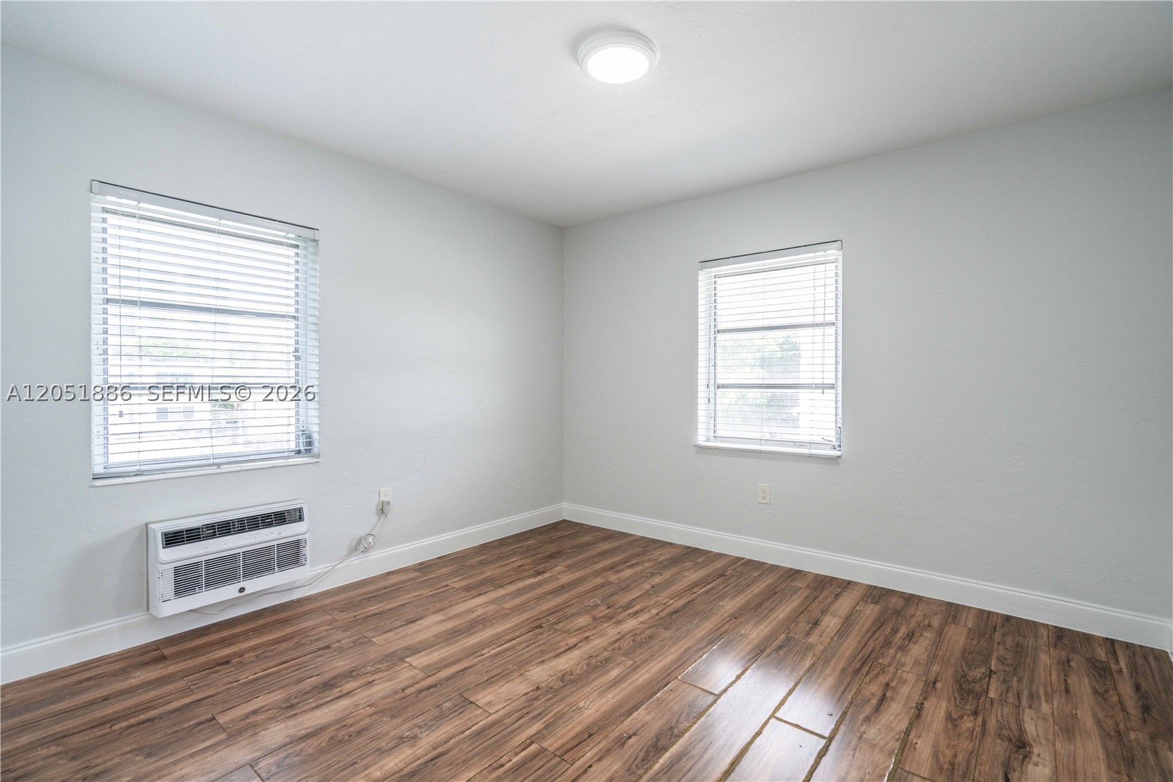 BLUE DOME - Residential Lease