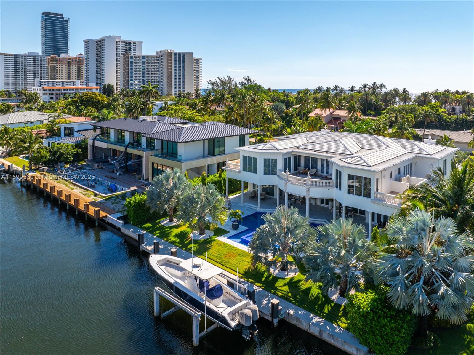 GOLDEN BEACH SEC F - Residential