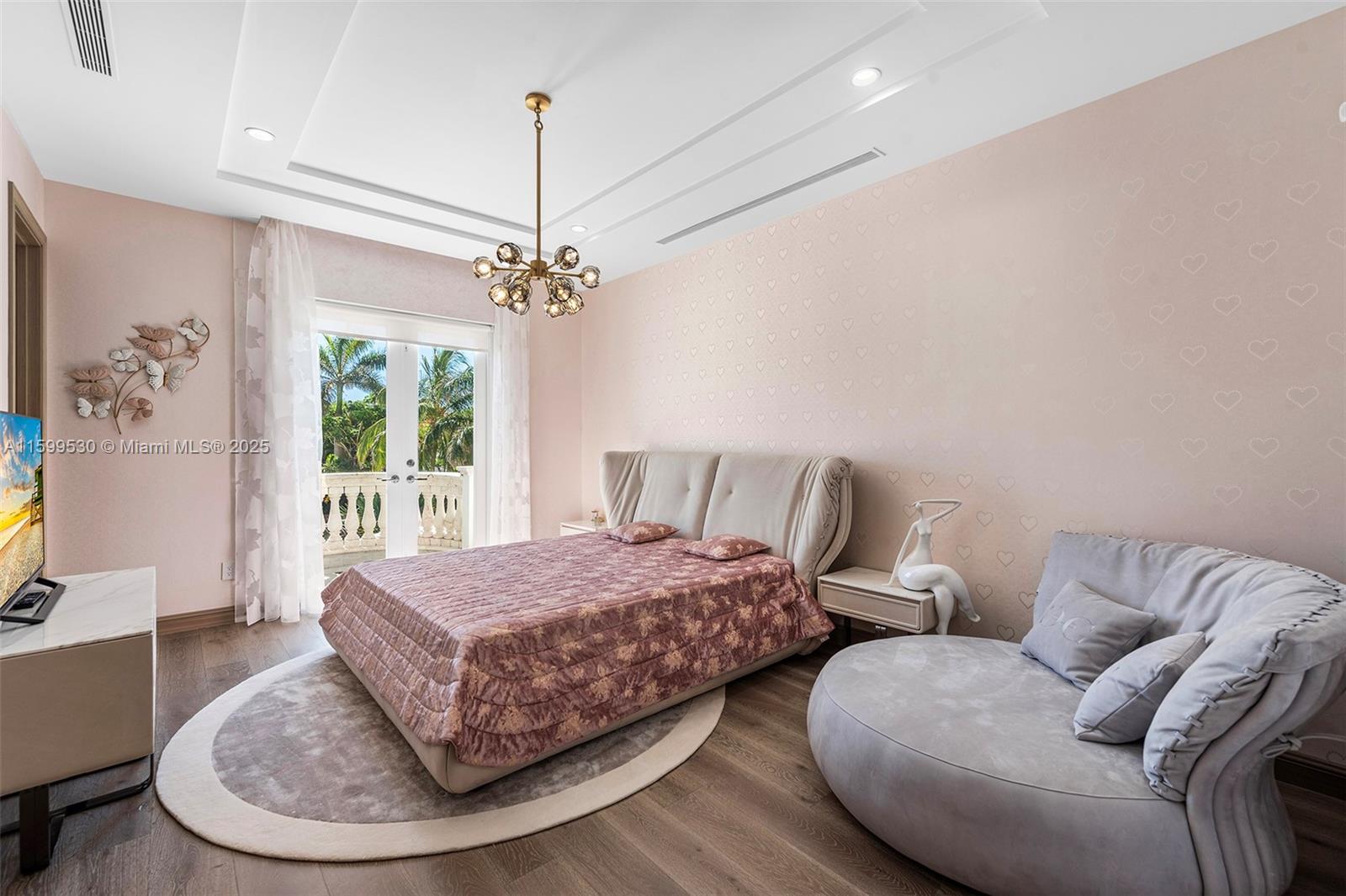 GOLDEN BEACH SEC F - Residential