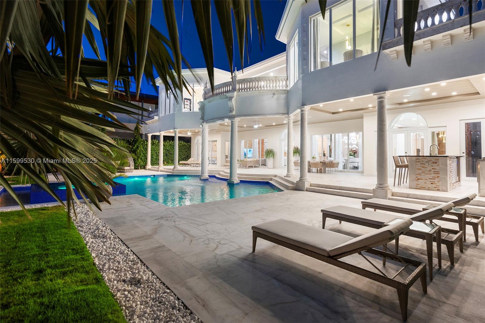 GOLDEN BEACH SEC F - Residential