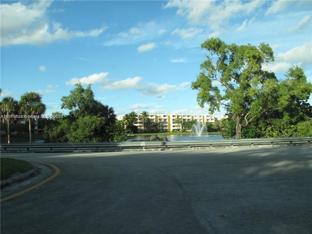 THE BEACH CLUB FONTAINEBL - Residential Lease