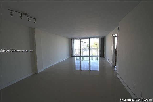 ST REGIS APTS CONDO - Residential Lease