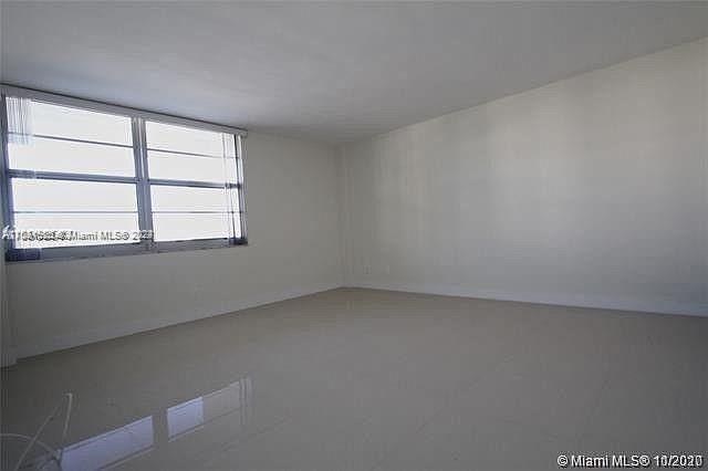 ST REGIS APTS CONDO - Residential Lease