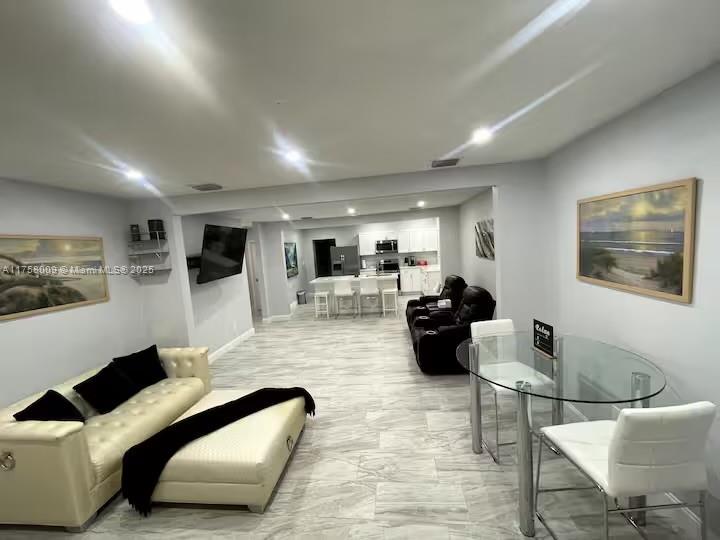 LIBERTY GARDENS - Residential Lease