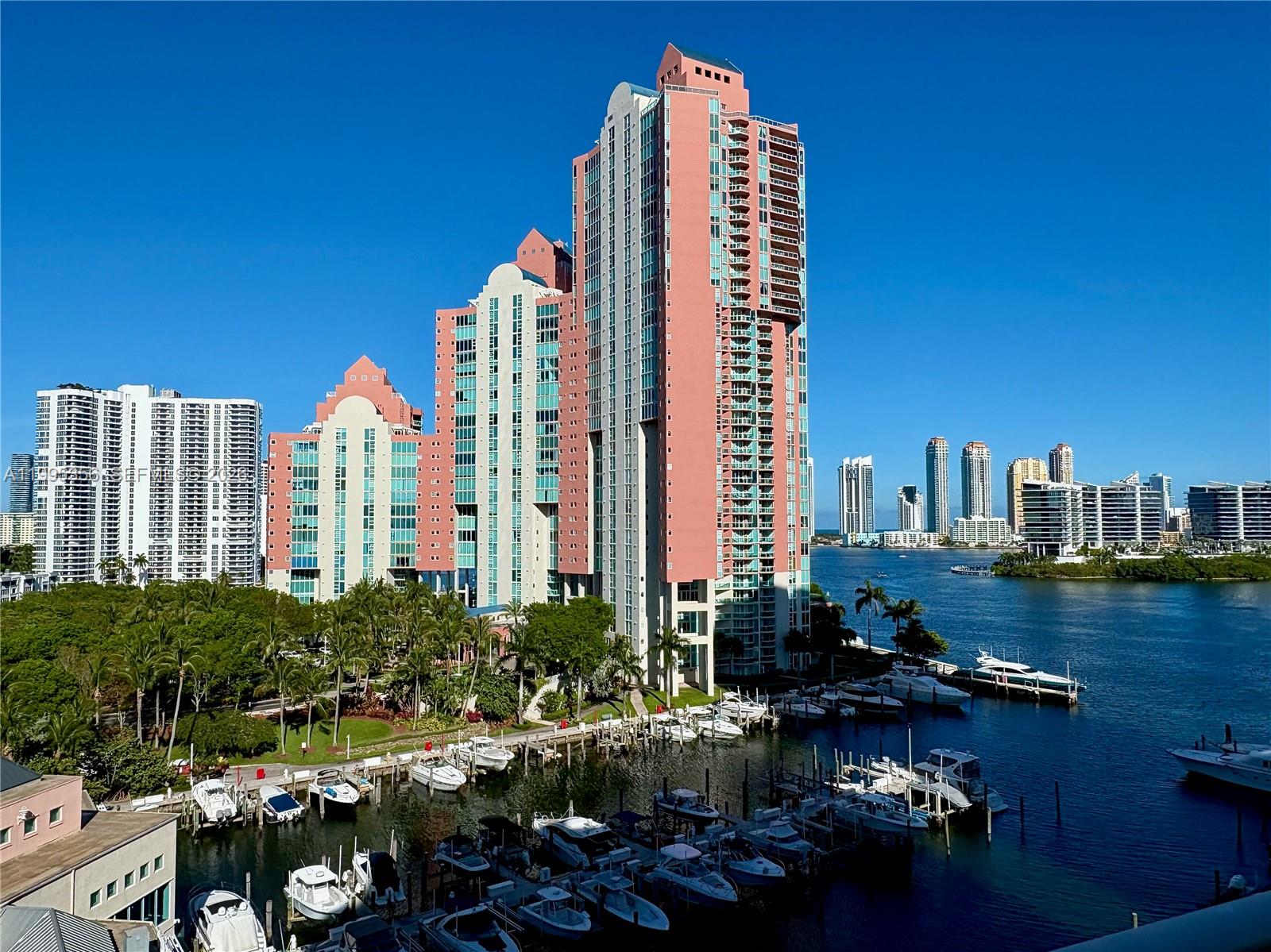AVENTURA MARINA CONDO NUM - Residential