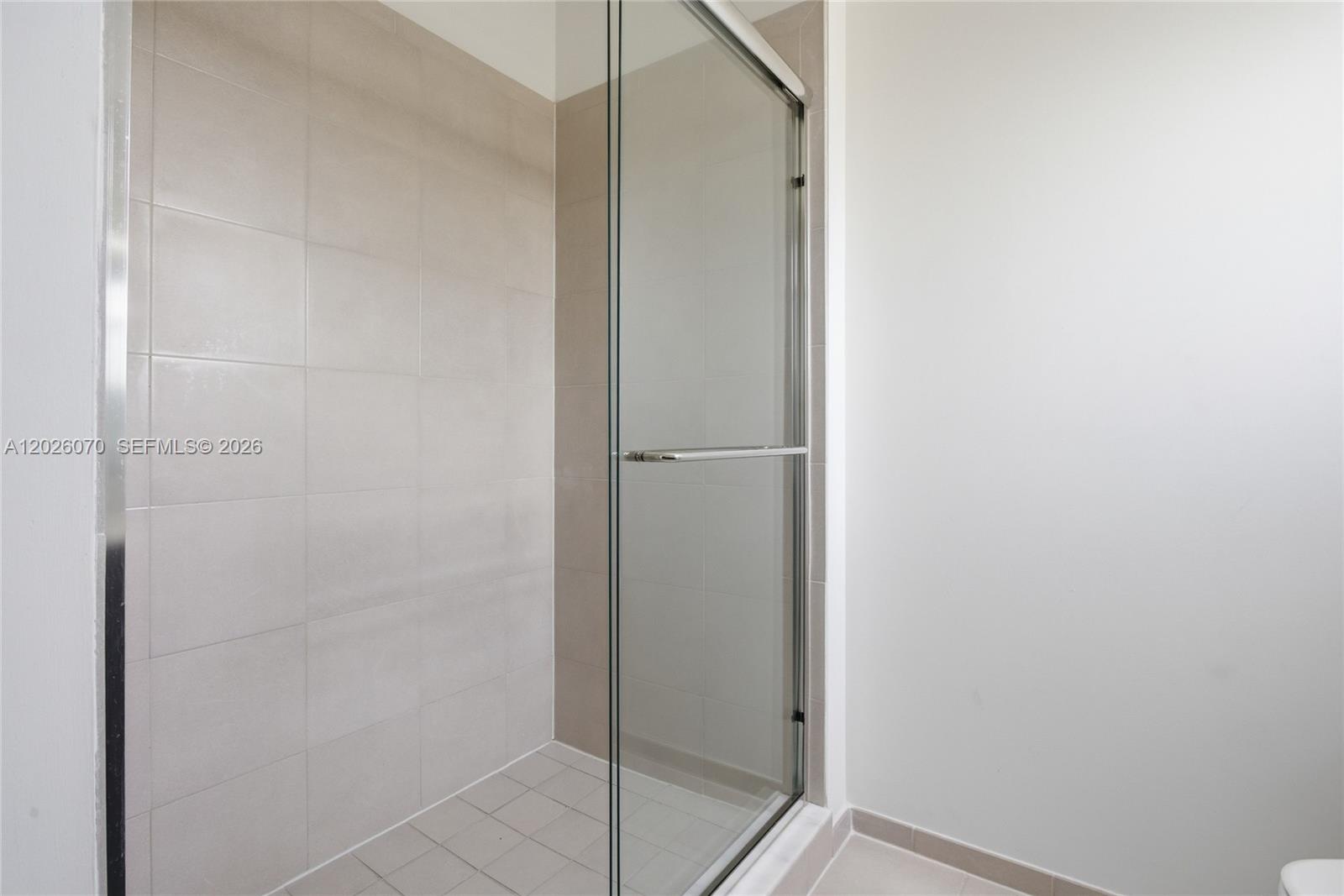 ENCLAVE SOUTH PHASE 1 - Residential