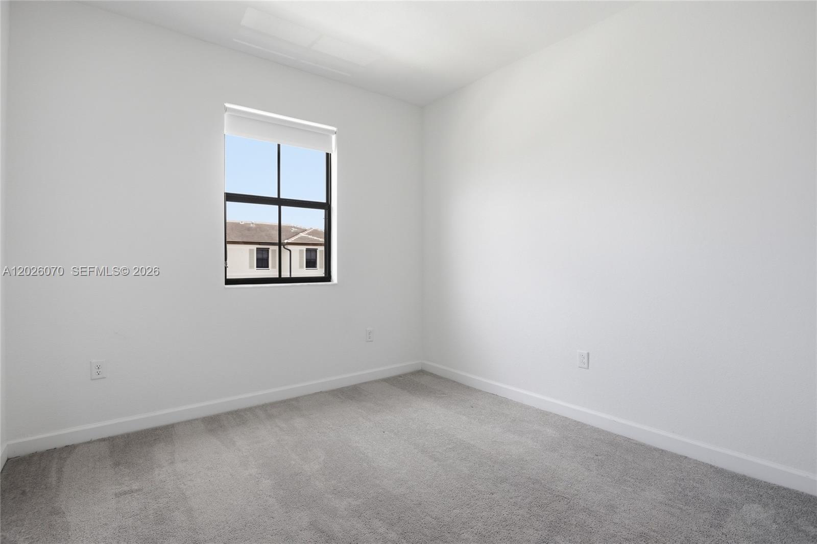 ENCLAVE SOUTH PHASE 1 - Residential
