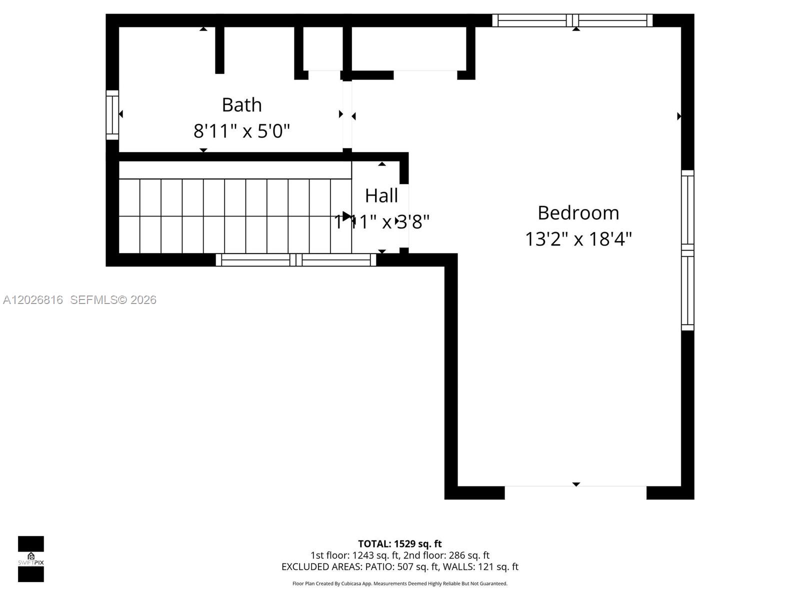 Main image without alt text