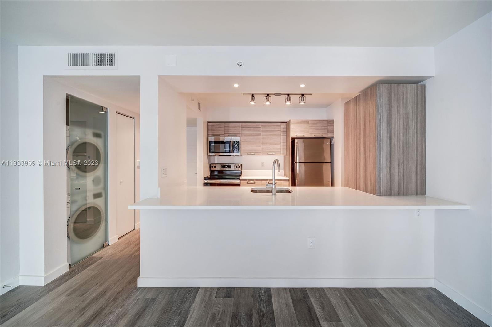 Bay Parc - Residential Lease