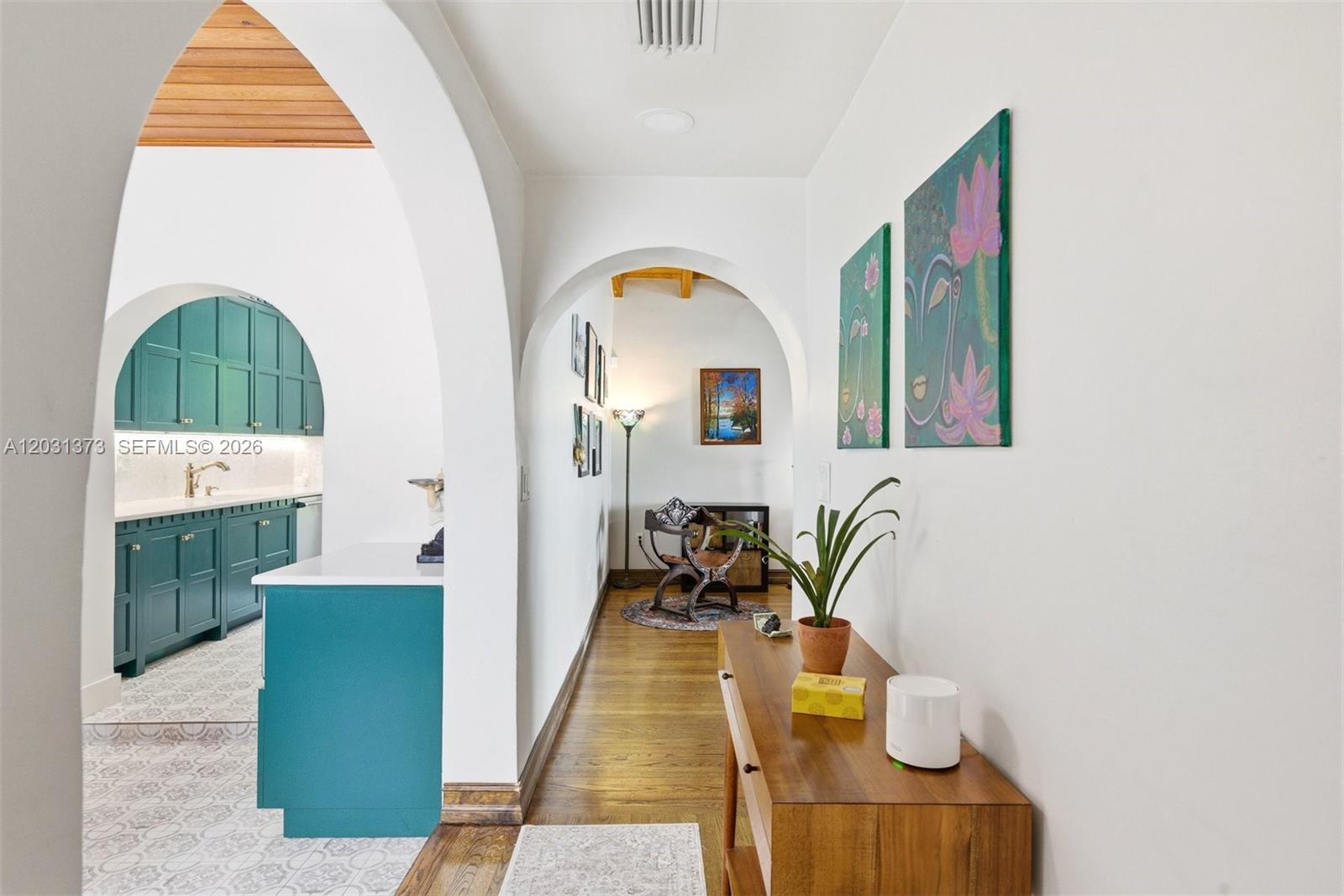 HOMEDALE - Residential