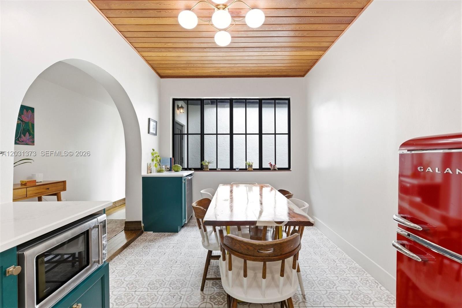 HOMEDALE - Residential