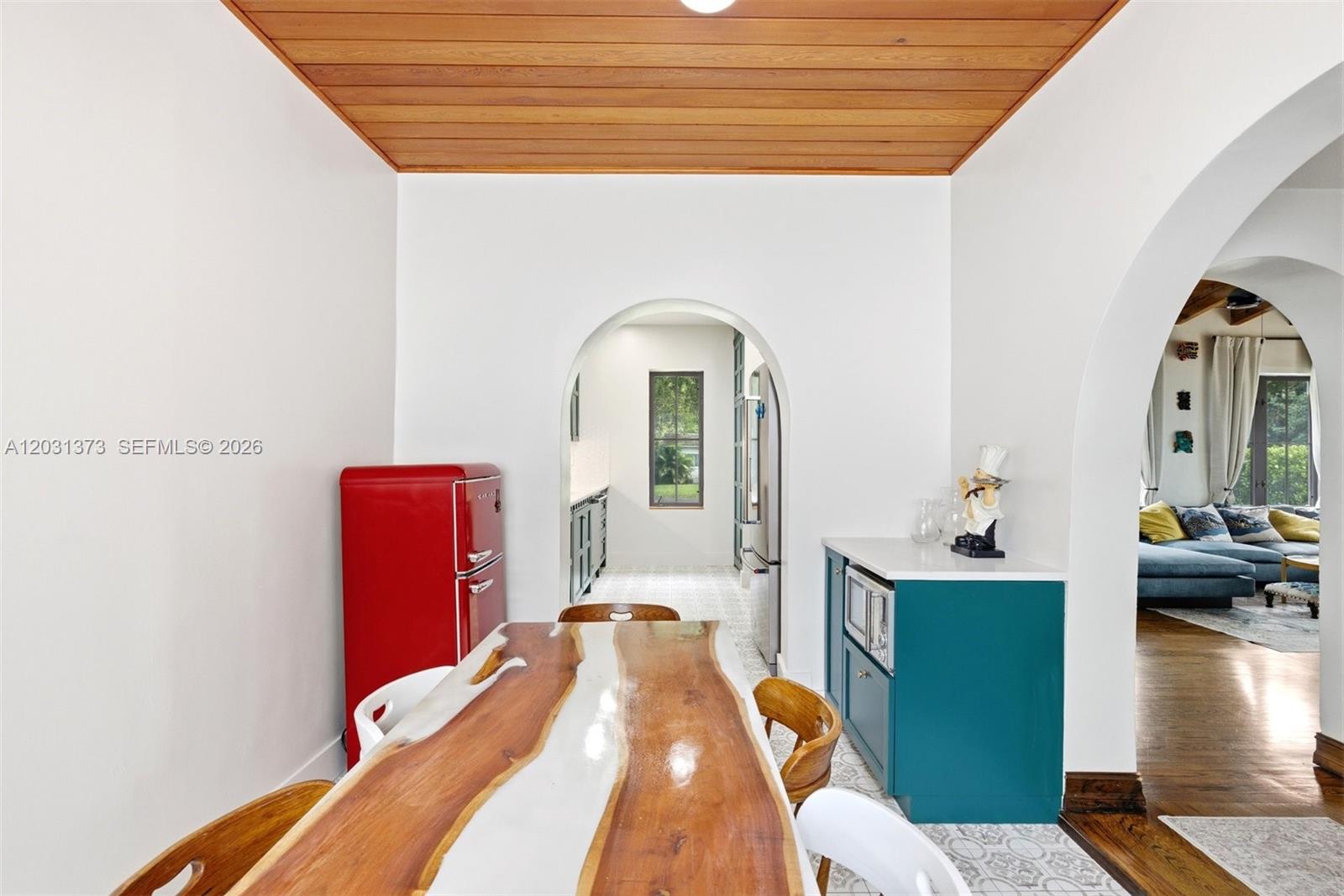 HOMEDALE - Residential