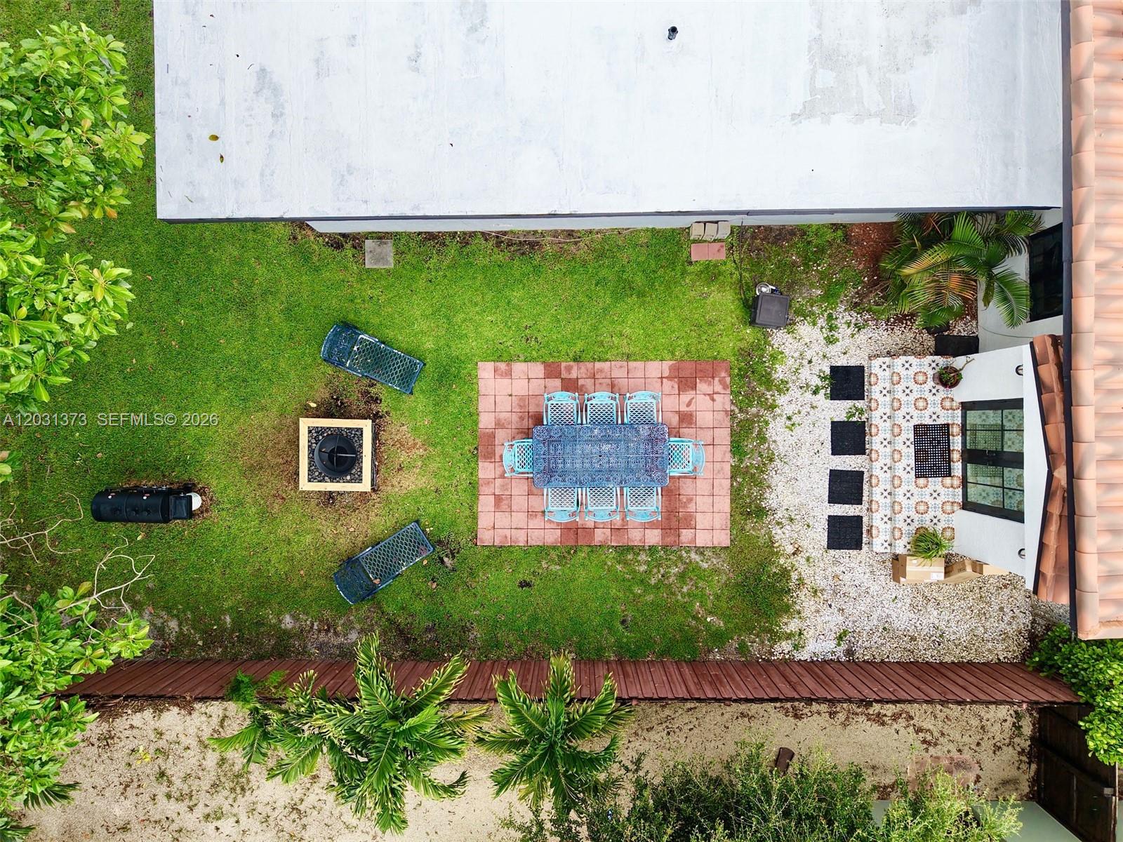 HOMEDALE - Residential