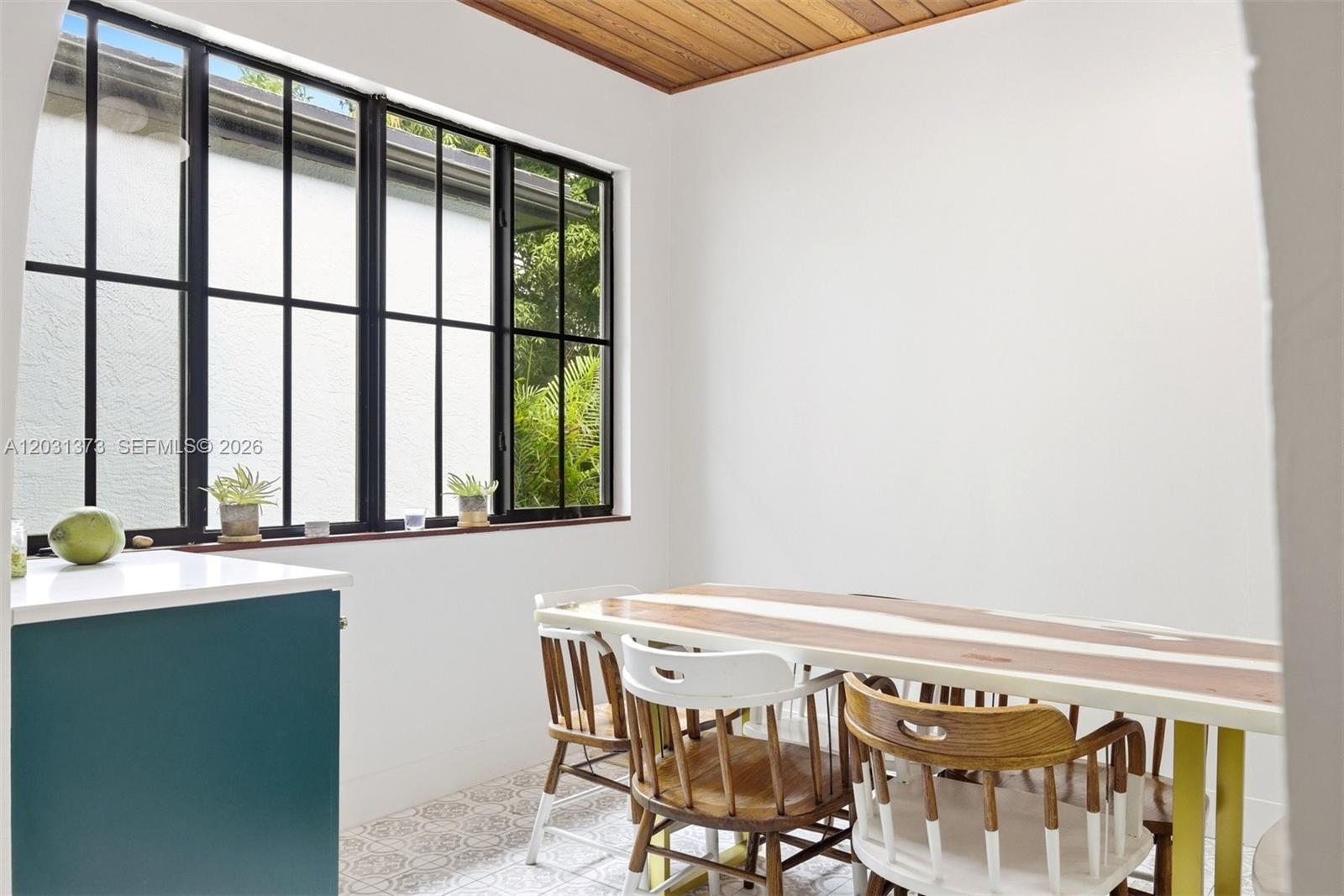 HOMEDALE - Residential