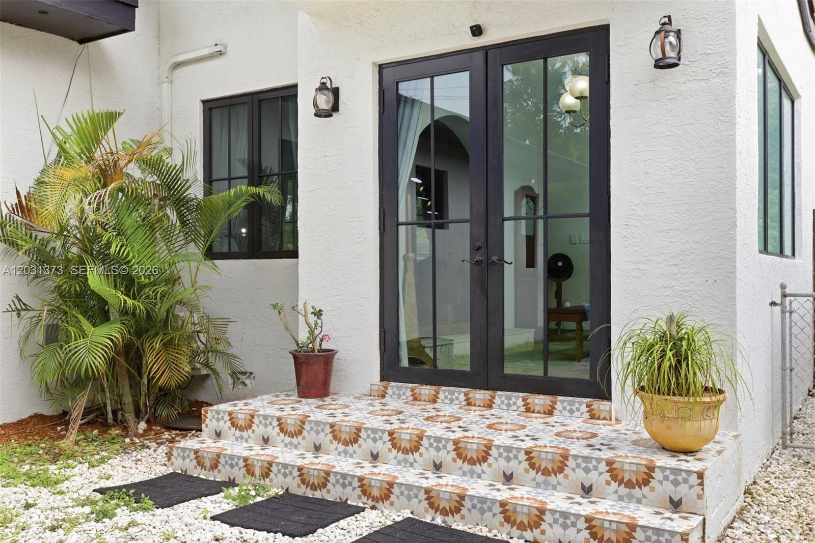 HOMEDALE - Residential