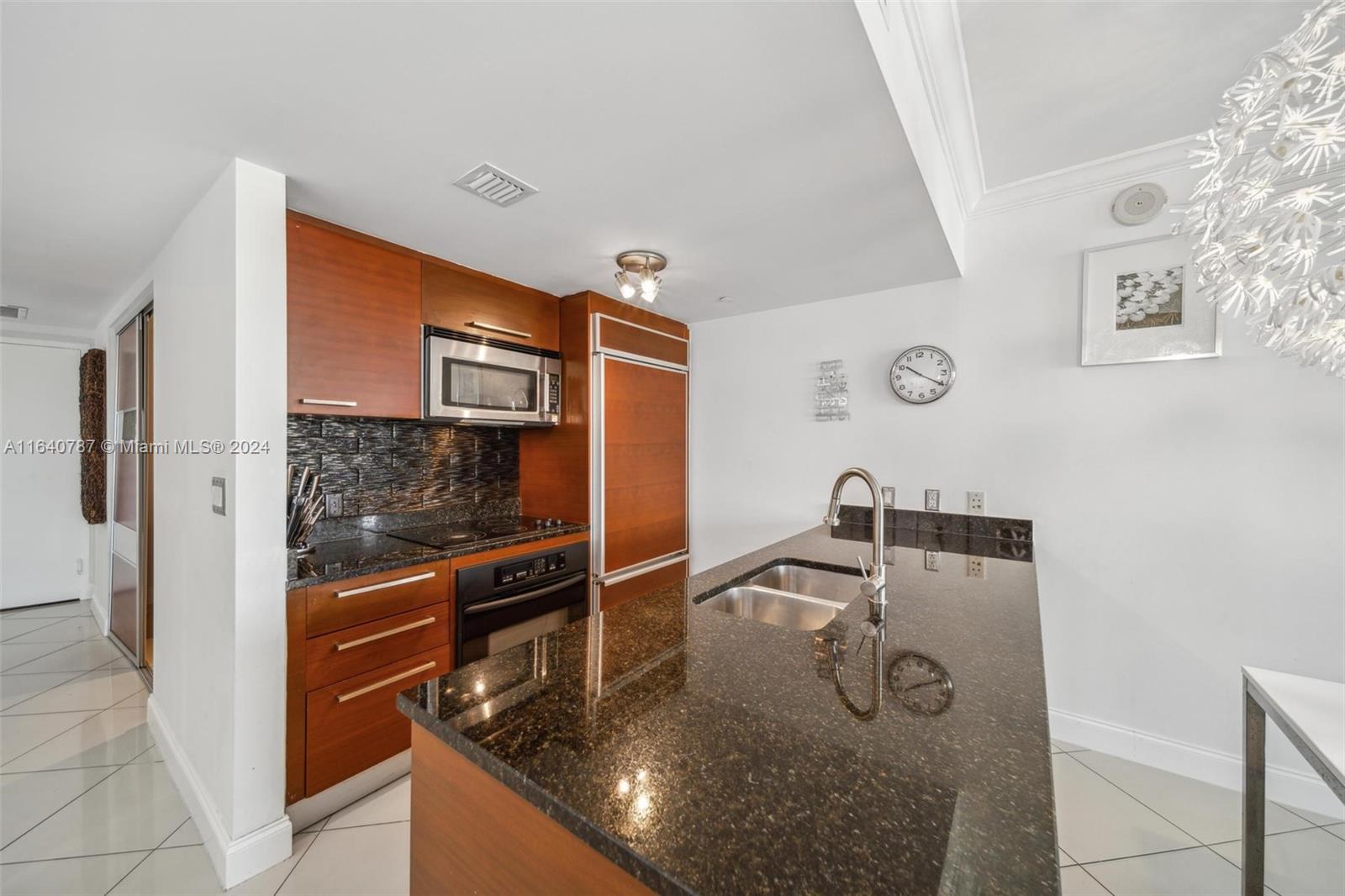 BEACH CLUB THREE CONDO - Residential Lease