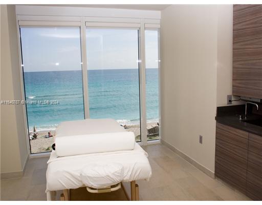 BEACH CLUB THREE CONDO - Residential Lease