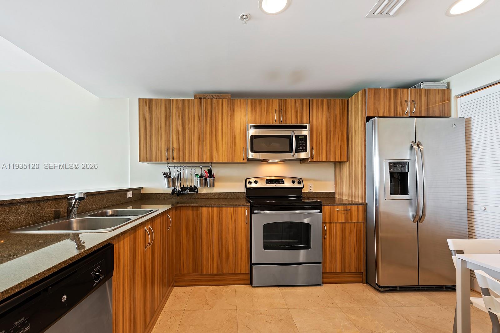 63 NOBE CONDO - Residential