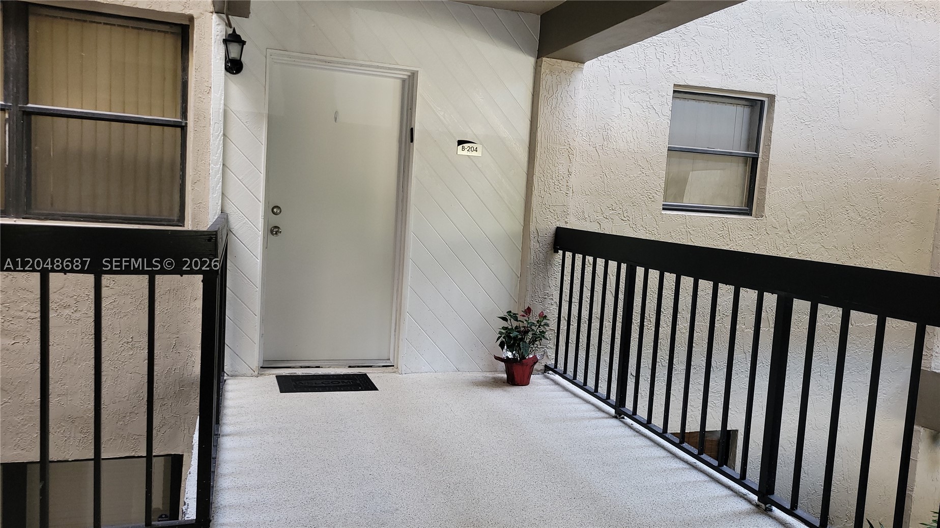 SUMMERTREE VILG CALIF CL - Residential