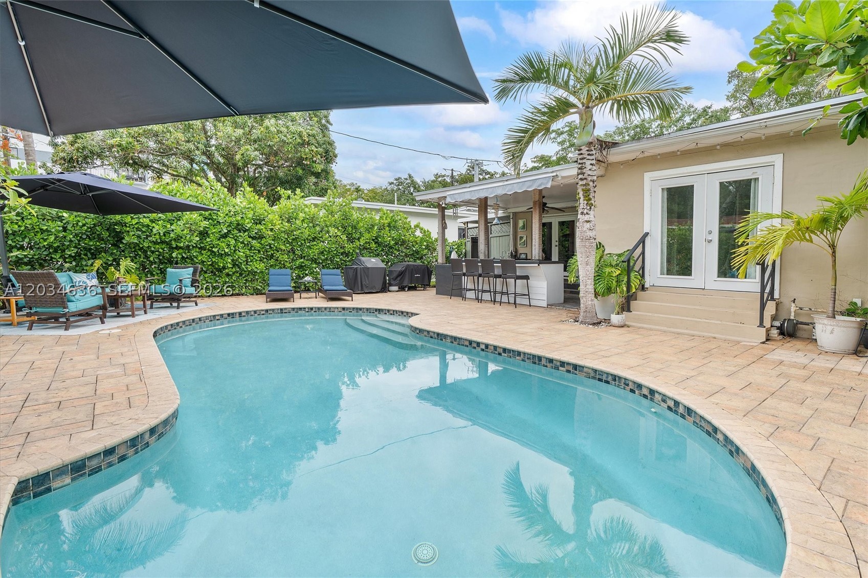 MITCHELL PARK - Residential