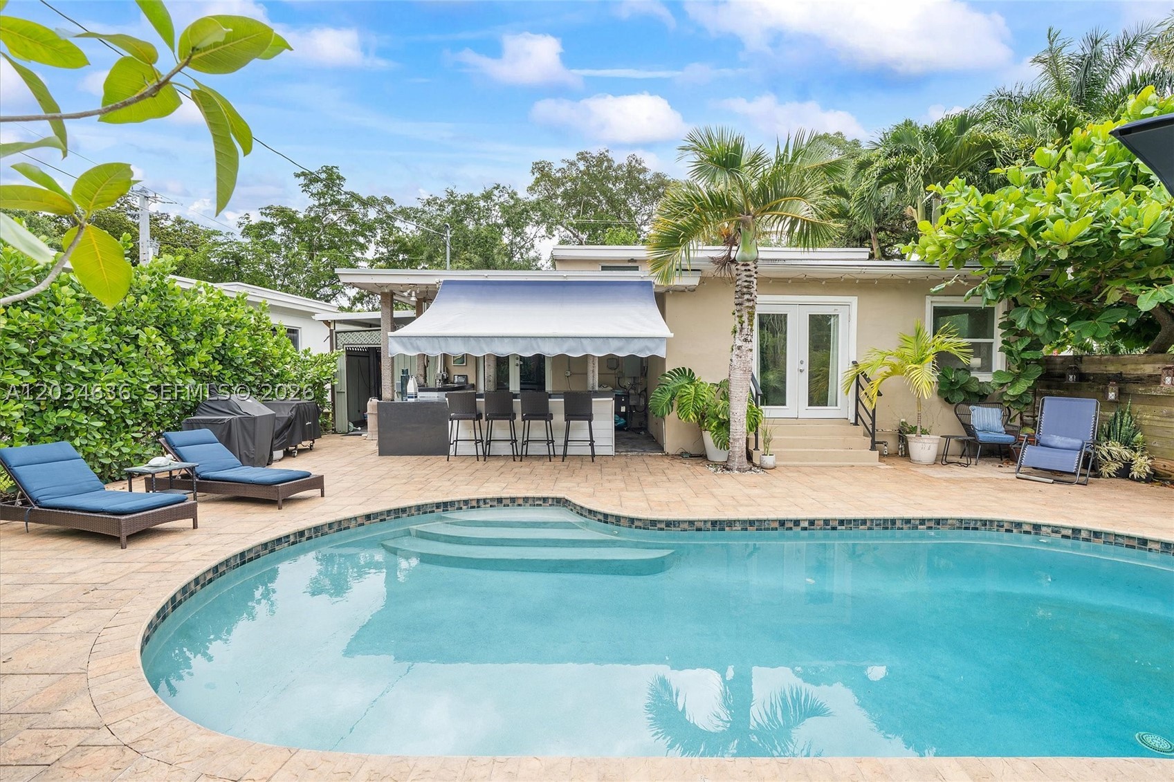 MITCHELL PARK - Residential