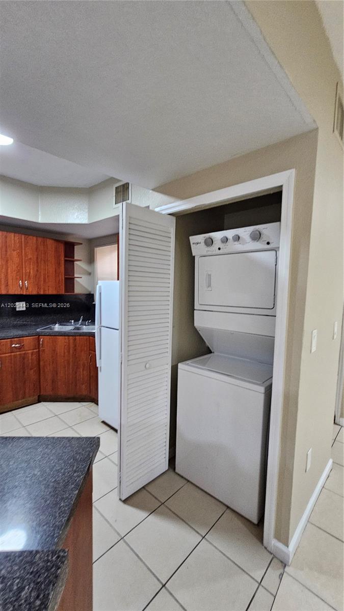ABEL HOMES AT KEYS WINDS - Residential Lease