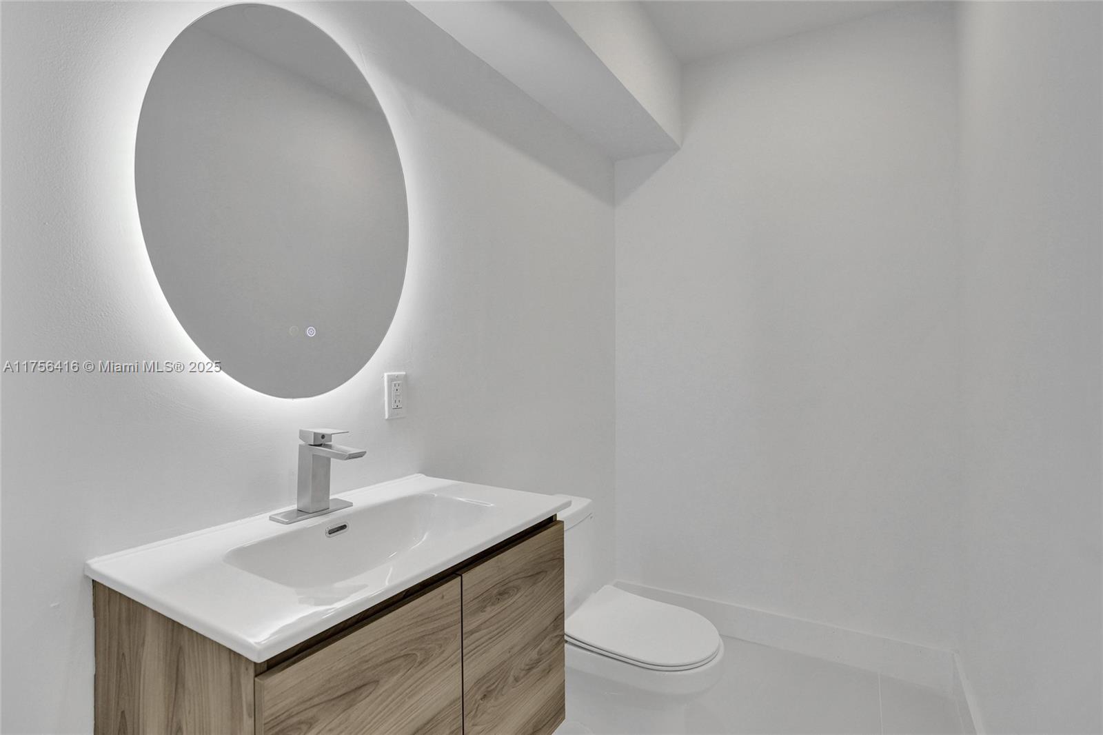 EAST VEDADO - Residential