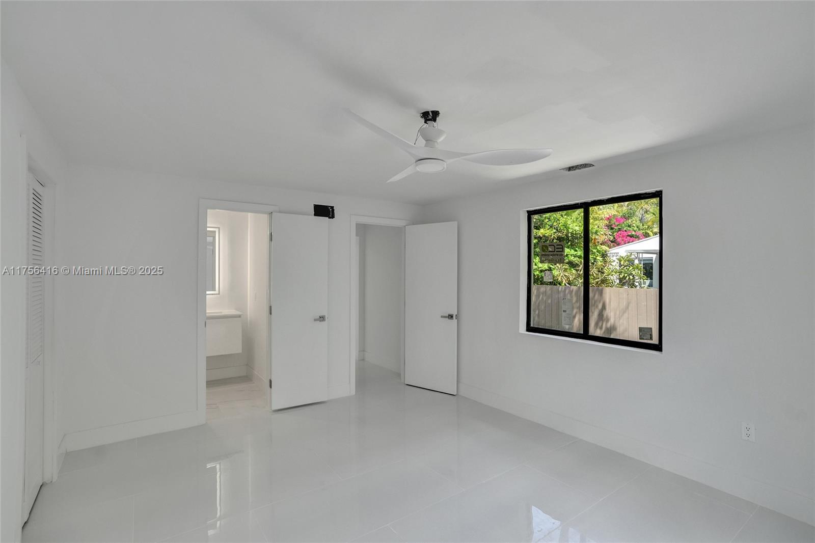 EAST VEDADO - Residential