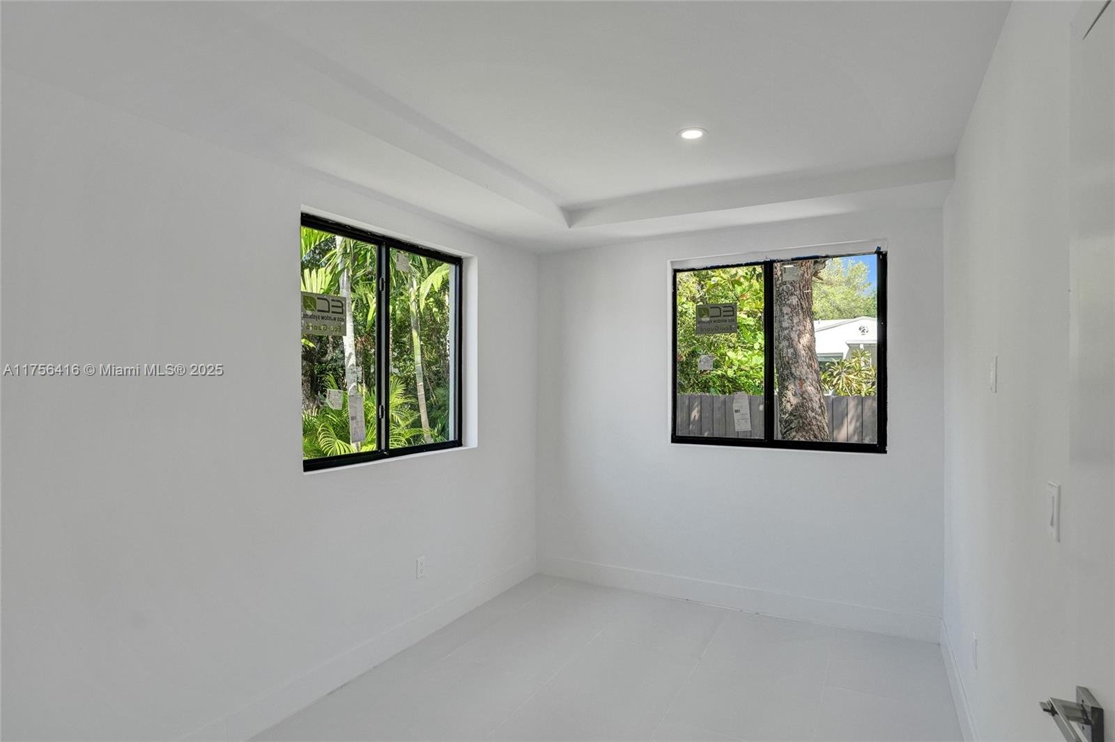 EAST VEDADO - Residential