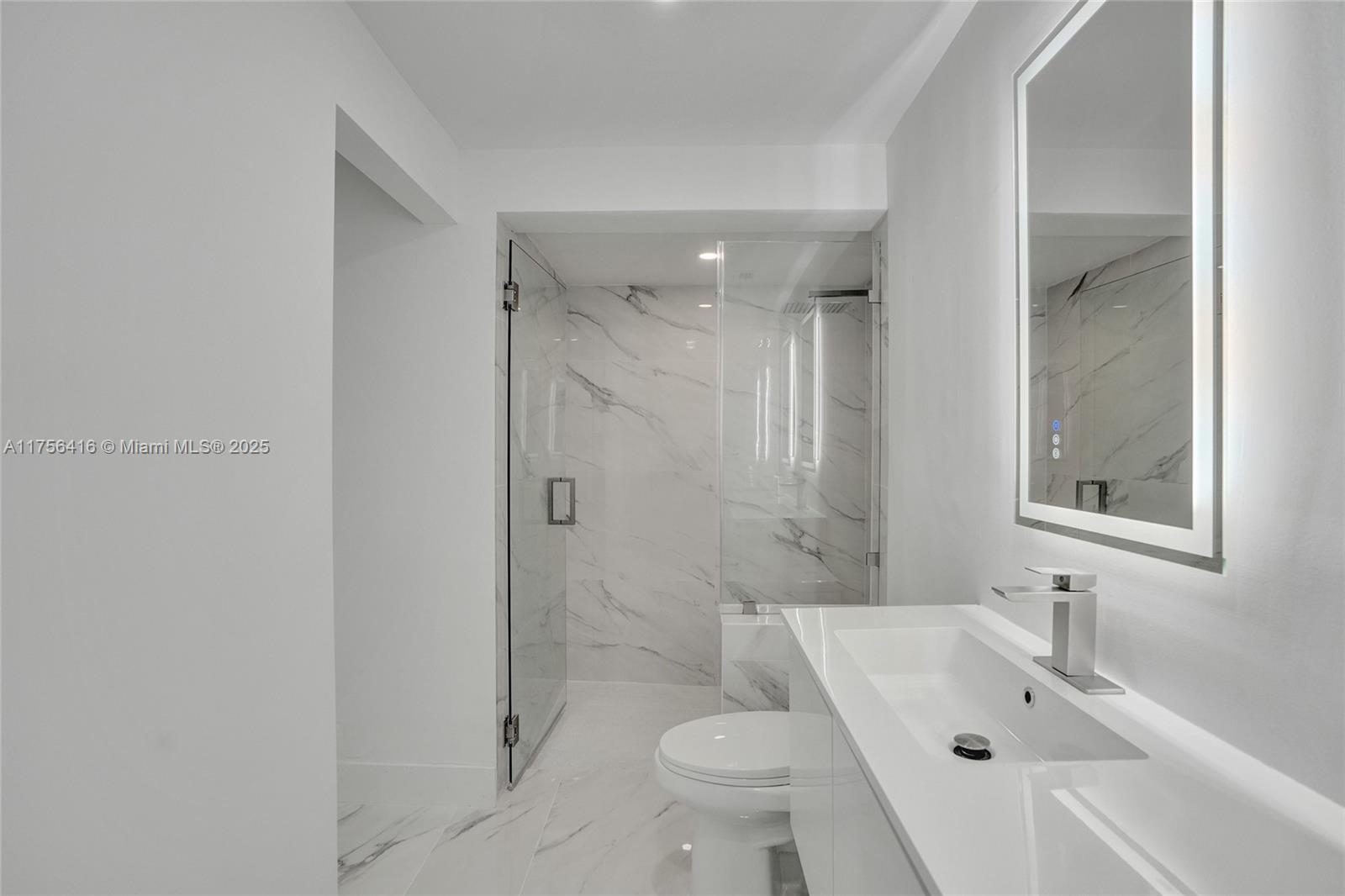 EAST VEDADO - Residential