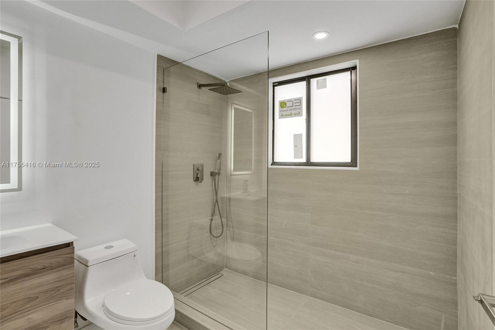 EAST VEDADO - Residential