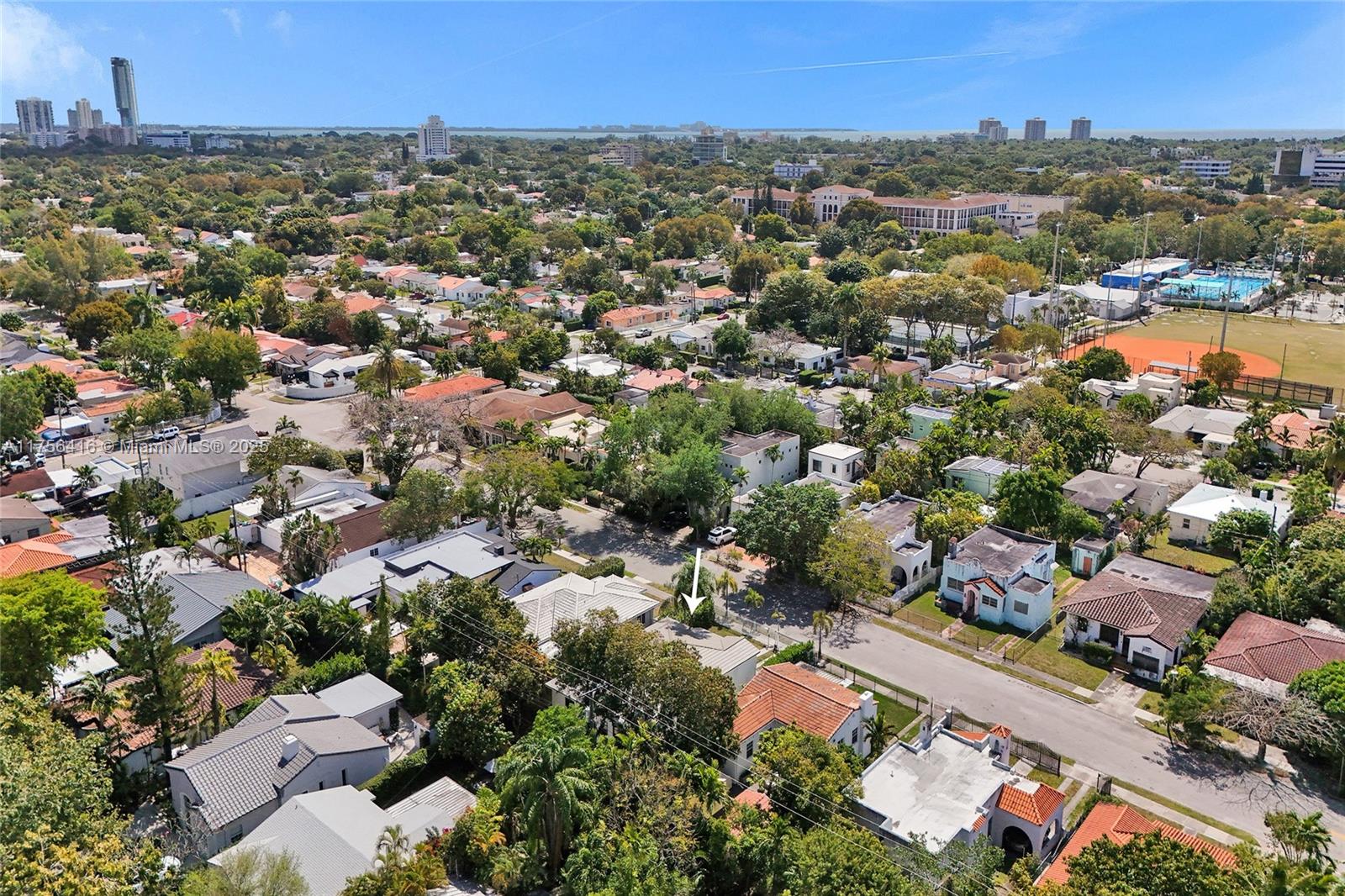 EAST VEDADO - Residential