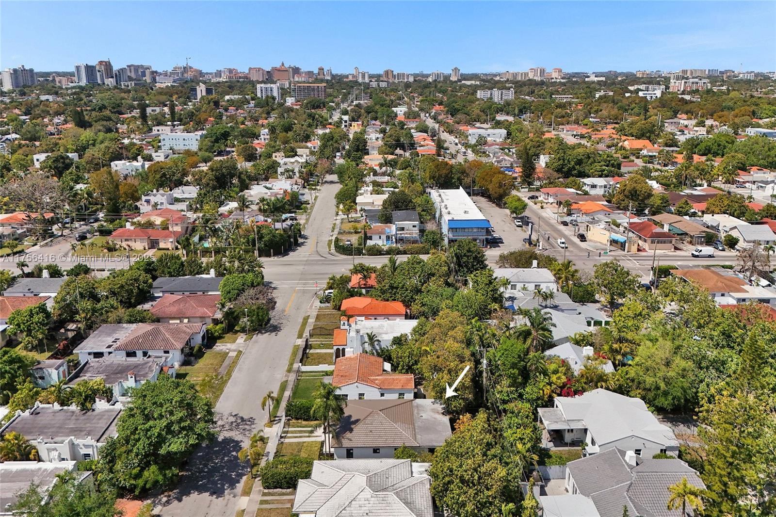 EAST VEDADO - Residential